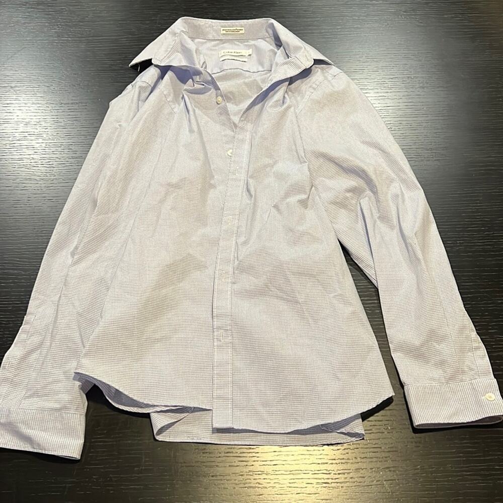 Calvin Klein Non Iron Size Large Button Down